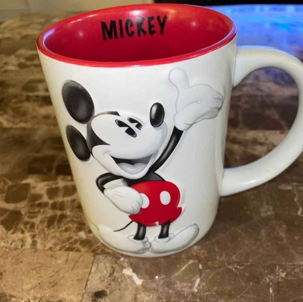 Disney Mickey Mouse 3D Embossed 16oz